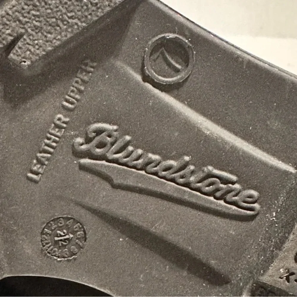 Blundstone Classic Chelsea Boots in Rustic Black Women's US 10/ UK 7 - Picture 6 of 8